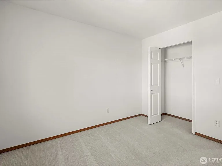 11003 Pansy Pl NW — Photo 27