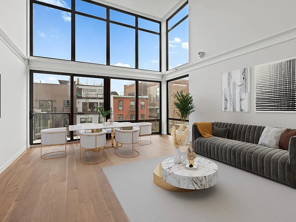 1st image of 130 Carroll St Floor 3