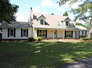 11089 Middle Lake Rd, Northport, AL 35473