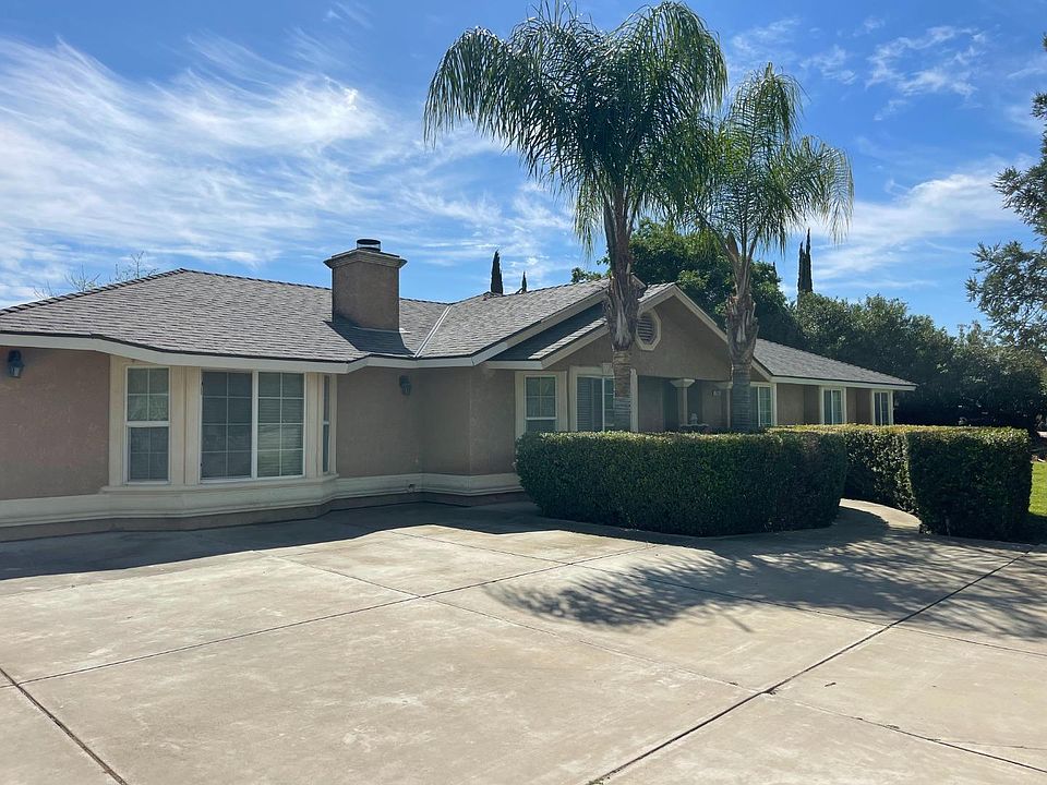 2nd image of 17331 Rodeo Dr