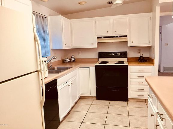 Rolling Hills Golf Club