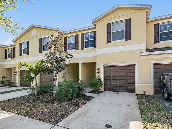 3rd image of 20439R Berrywood Ln