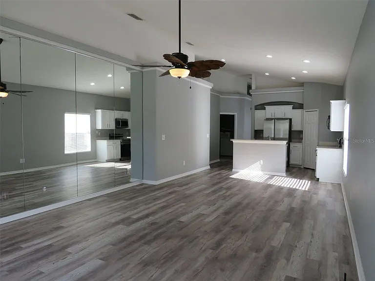 16625 Palm Spring Dr — Photo 5