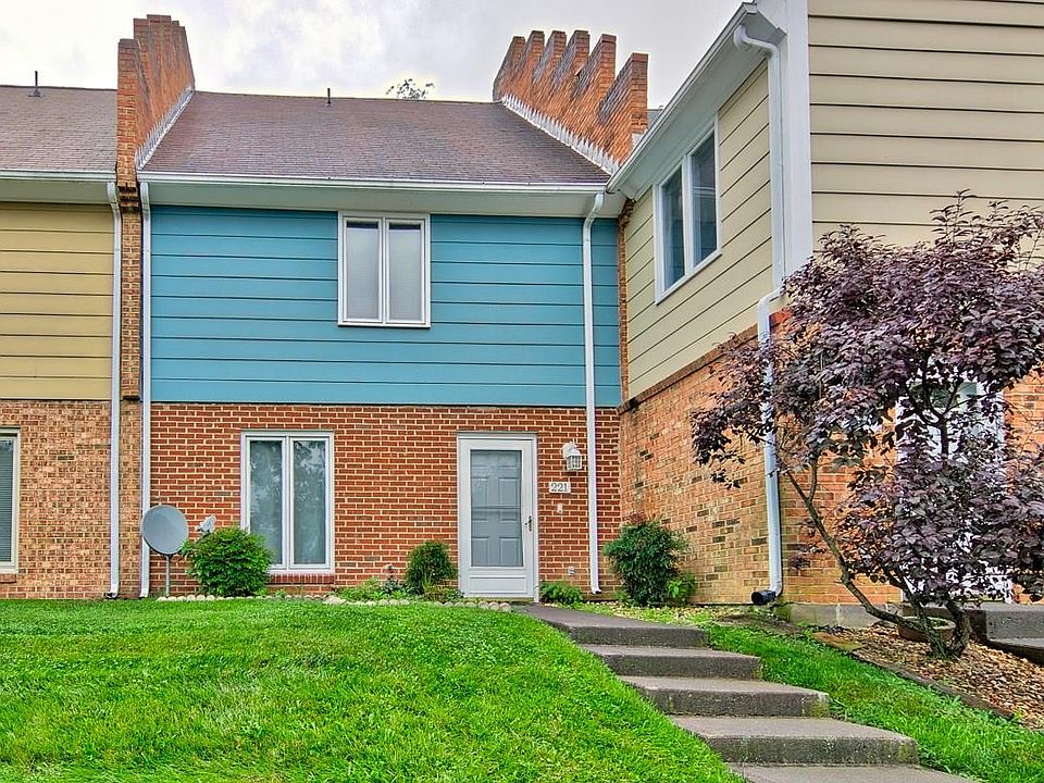 1st image of 221 Lester Pl