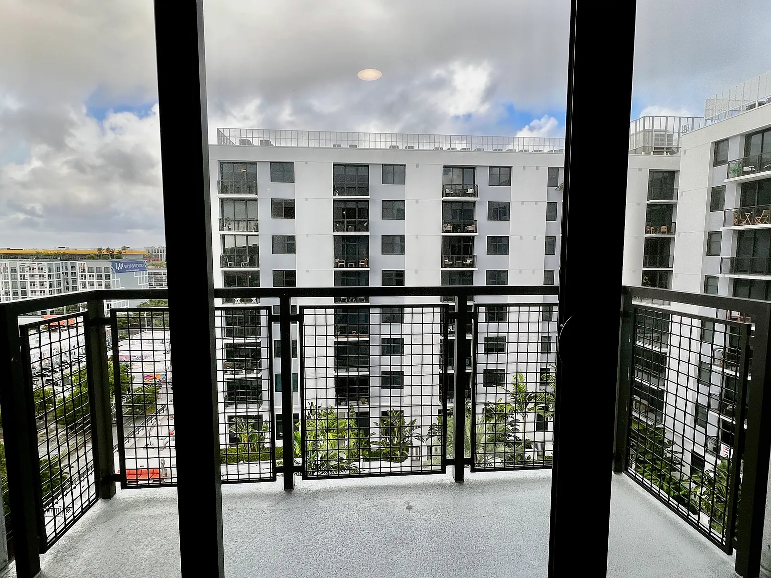 2141 N Miami Ave — Photo 3