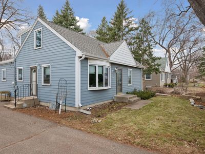 654 8th Ave NW, New Brighton, MN, 55112