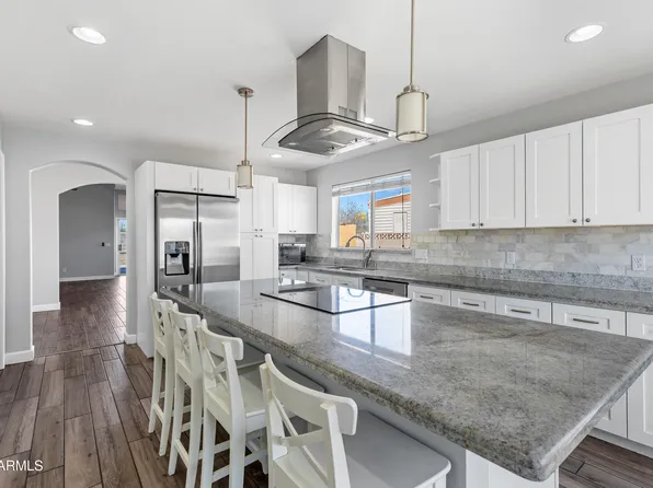 15848 N 32nd Place, Phoenix, AZ 85032