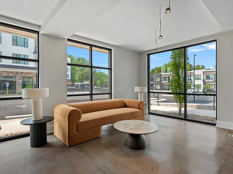 Spring Street Apartments — Photo 53