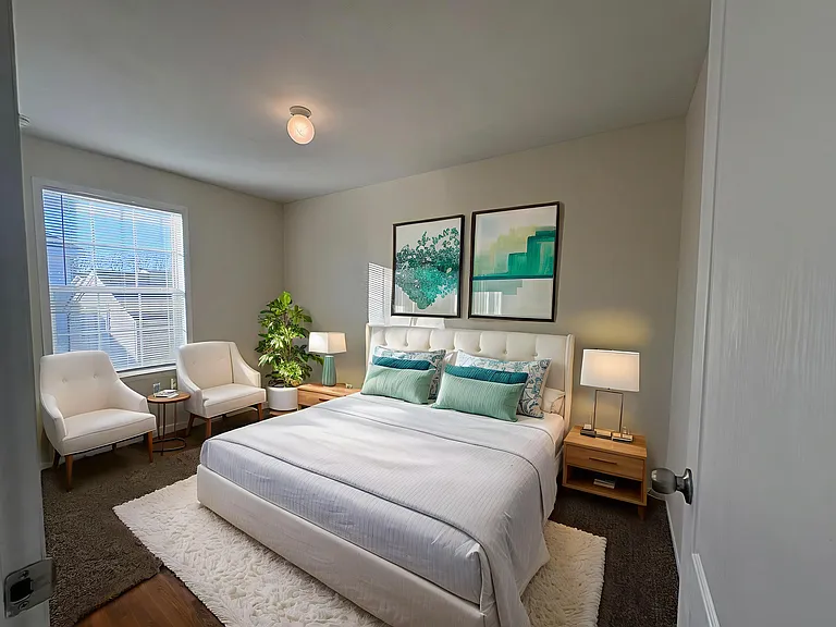 2nd bedroom