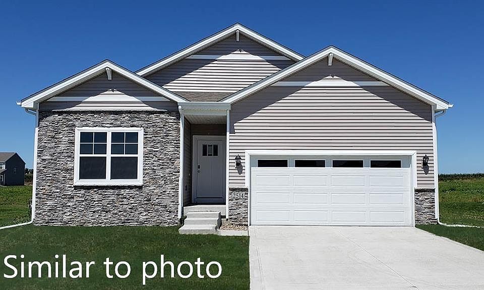 1st image of 4111 NW Linwood Dr