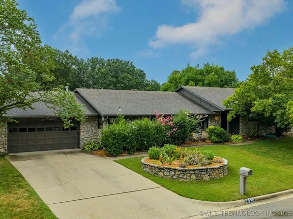 2930 W Cambridge Ct, Bartlesville, OK 74006