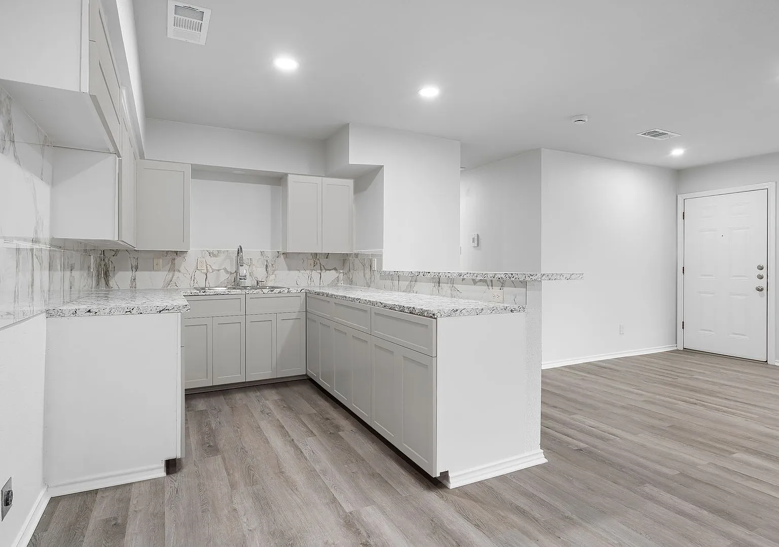 Skyline Duplexes — Photo 4