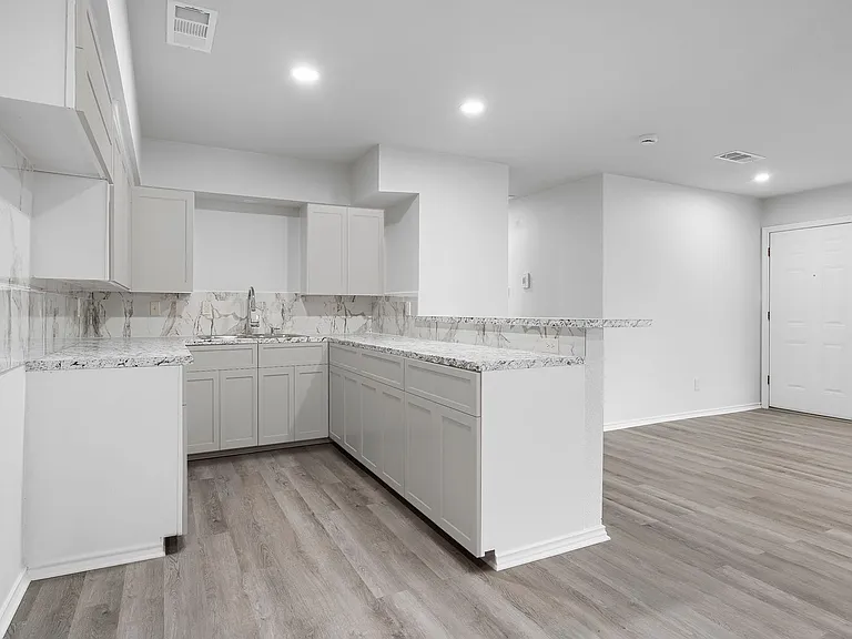 Skyline Duplexes — Photo 4
