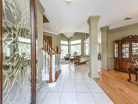 3rd image of 11319 Water Oak Ln