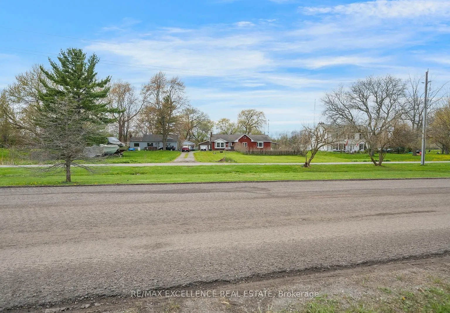 4 bed, $4,199 — Photo 1