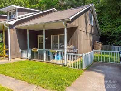 417 N Country Club Dr, Cullowhee, NC, 28723