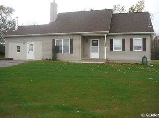 7566 W Bergen Rd, Bergen, NY 14416