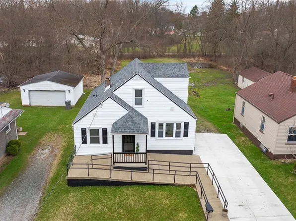 2526 Stocker Ave, Youngstown, OH 44505