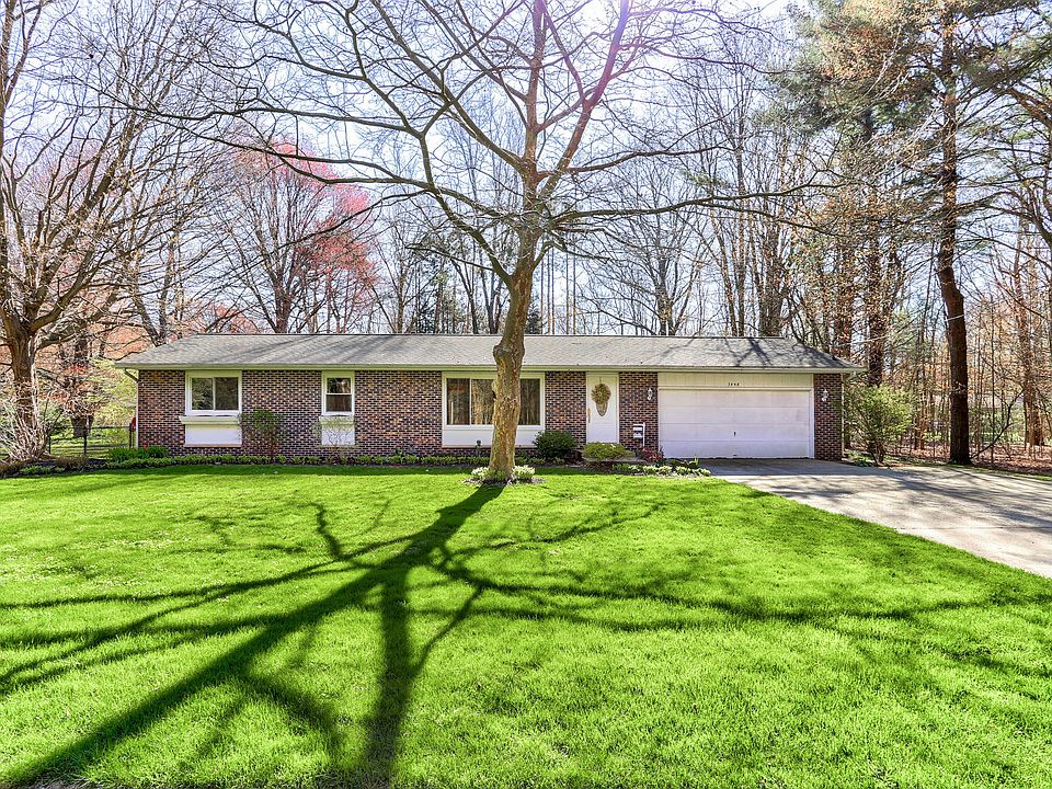 1st image of 3448 N Lakeshore Dr