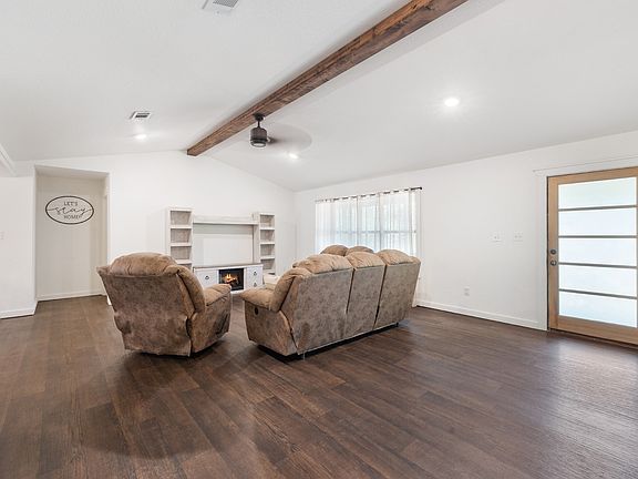 3rd image of 2623 Pine Lake Rd