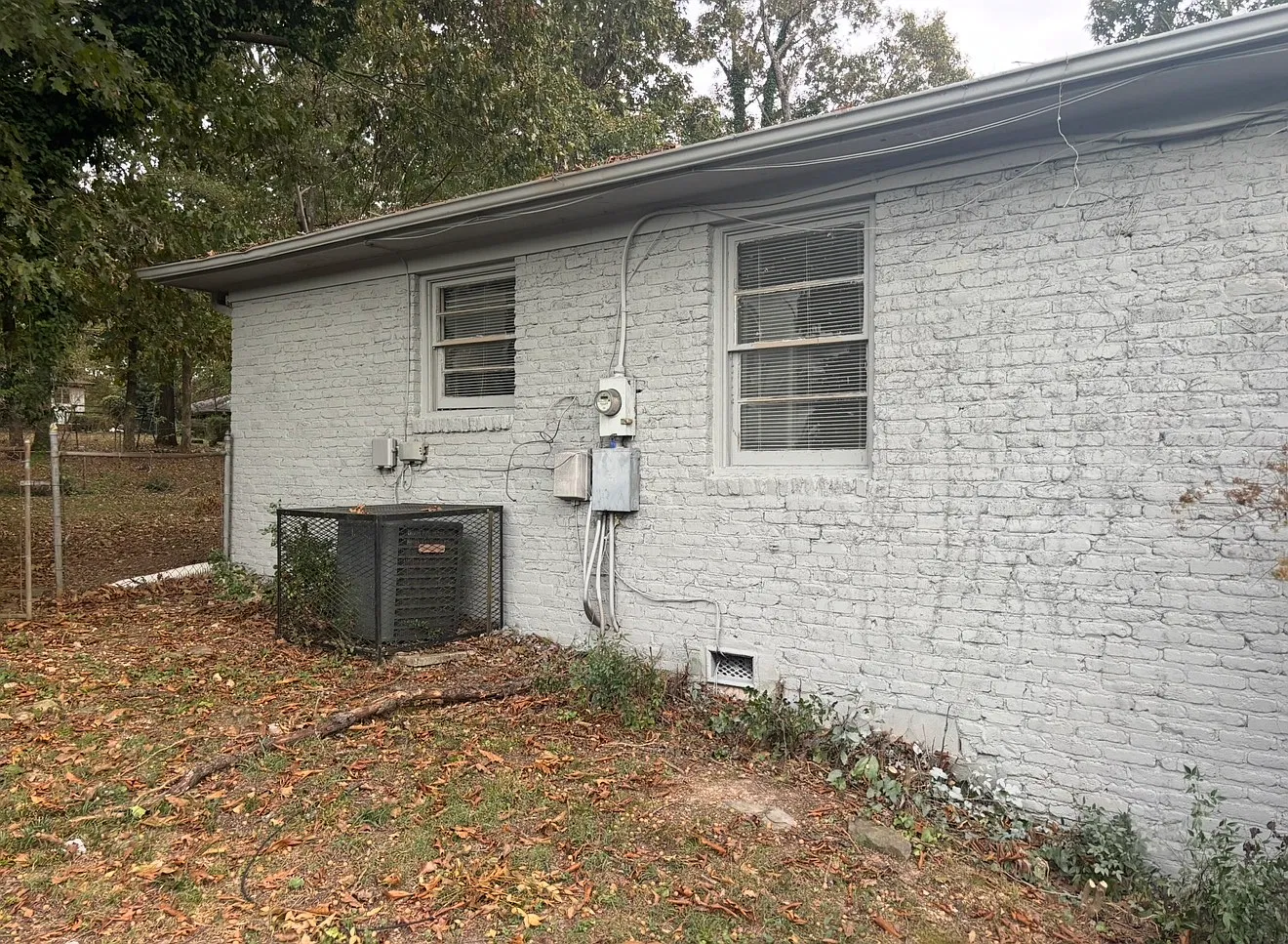 3 bed, 1079 sqft, $1,300 — Photo 2