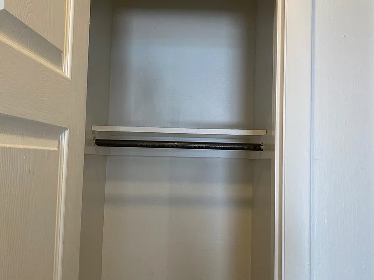 700 E Myrtle St #708 — Photo 8