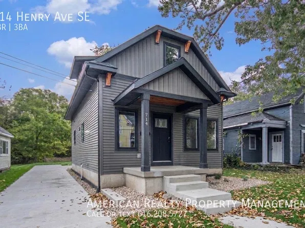 714 Henry Ave SE, Grand Rapids, MI 49503
