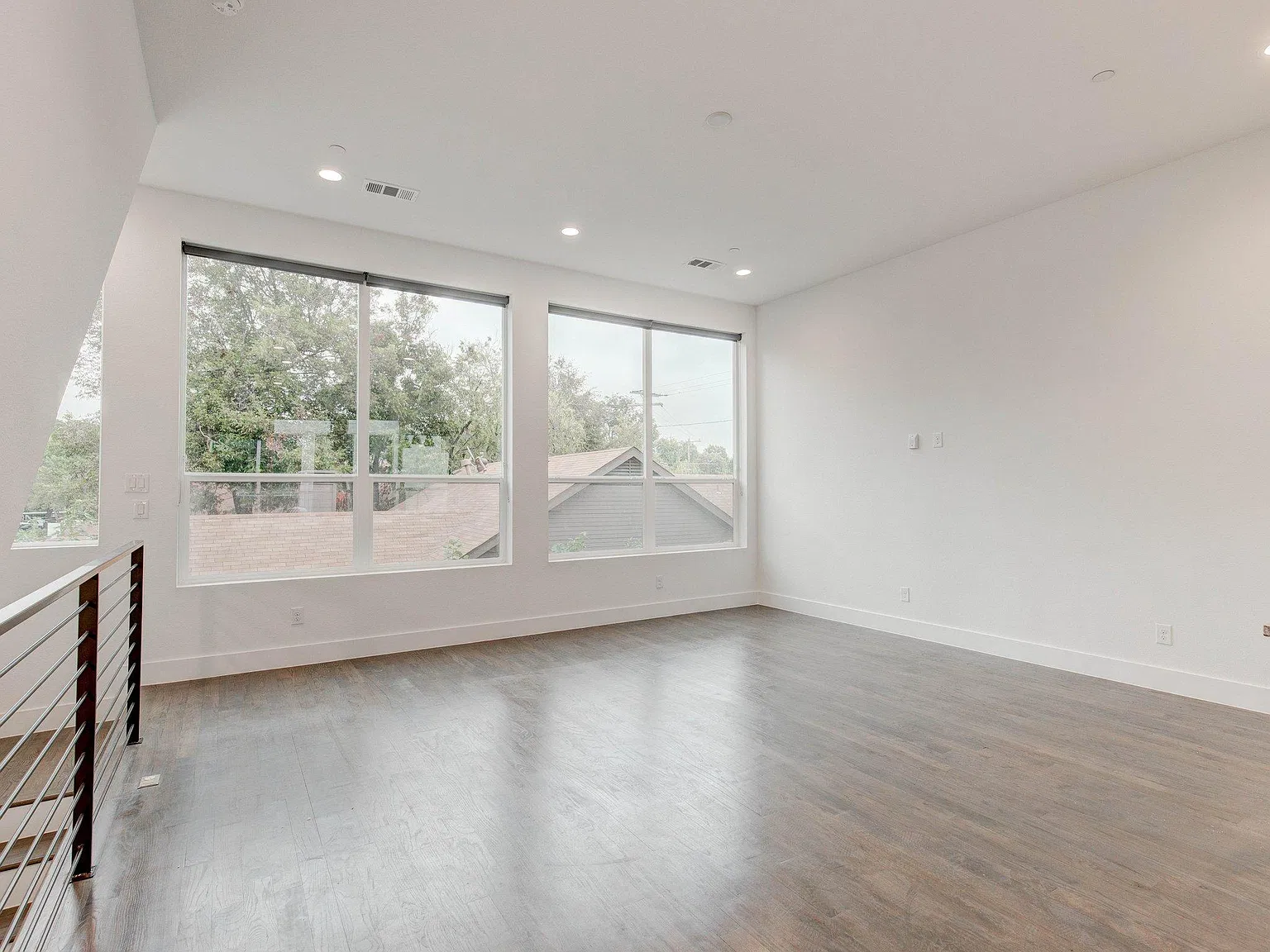5927 Lindell Ave — Photo 3