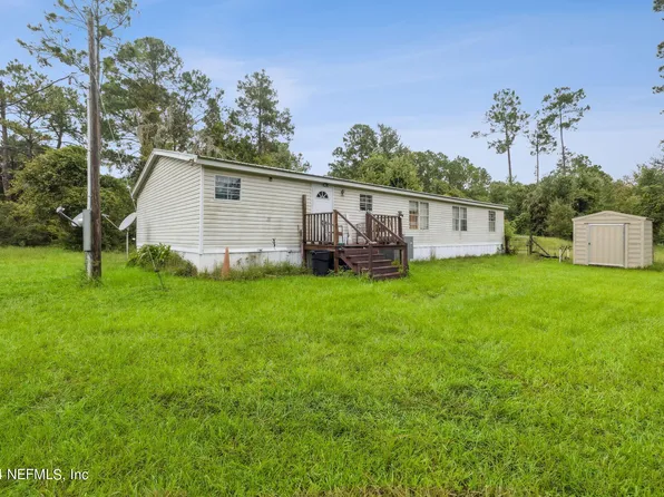 120 SHAGGY Lane, Palatka, FL 32177