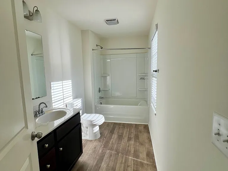 7926 Bristle Ln — Photo 22