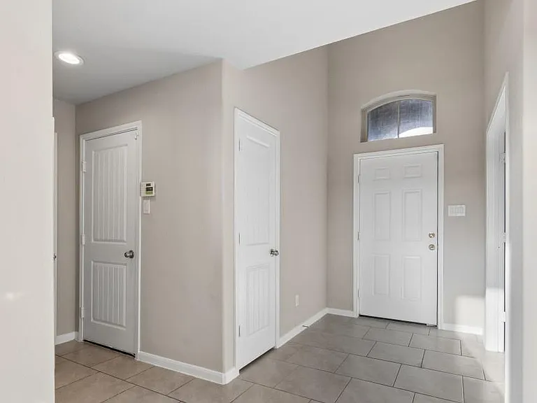 3931 McDonough Way — Photo 10