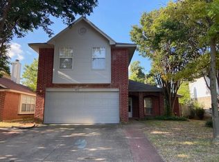 8612 Brushy Creek Trl, Fort Worth, TX 76118