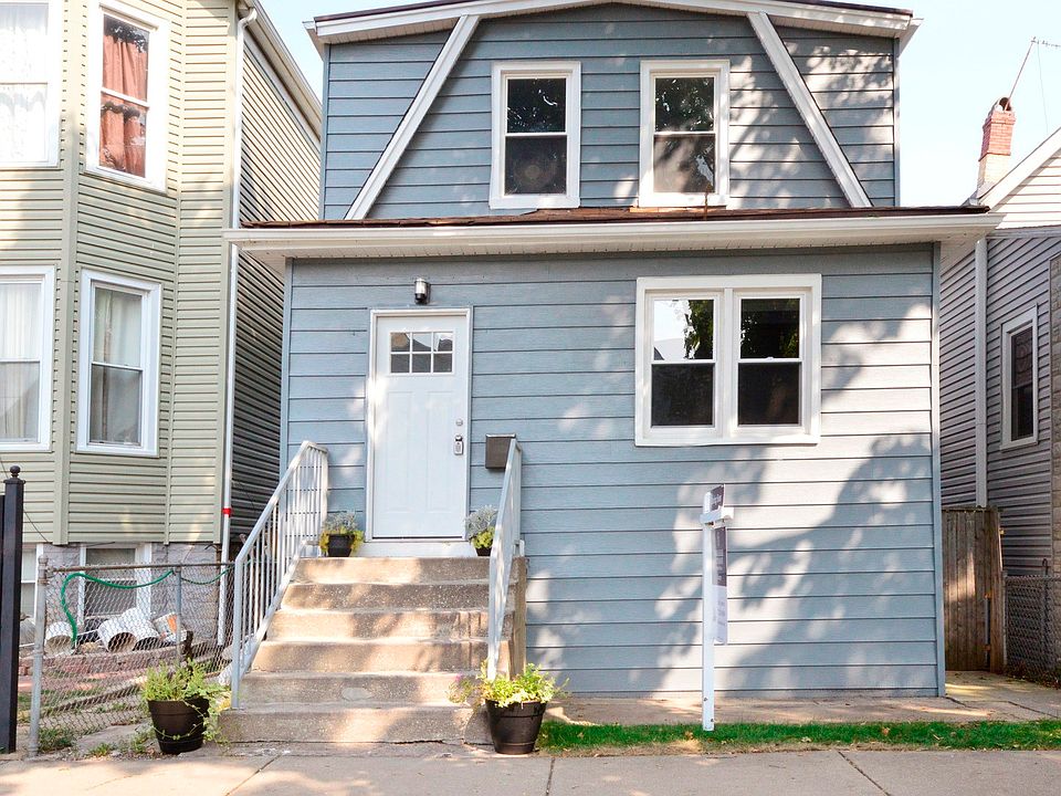 1st image of 3520 W McLean Ave #1
