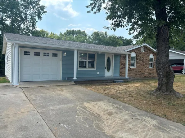 317 Sherlock Dr, Fredericktown, MO 63645