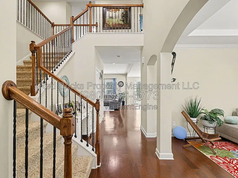 747 Coralbell Way — Photo 11