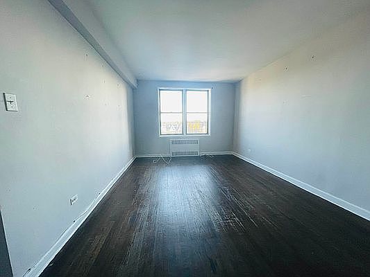 3rd image of 2021 E 41st St APT 4g