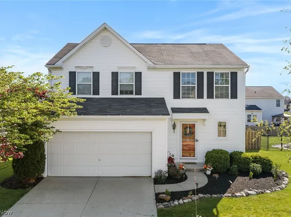8764 Ashton Place Dr, North Ridgeville, OH 44039