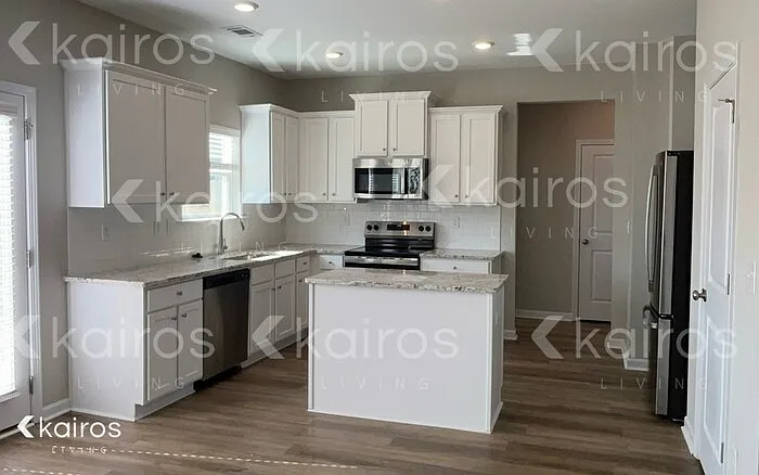 7259 Foggy River Dr — Photo 3