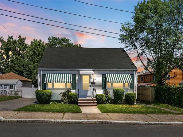 106 Centre St, Winthrop, MA 02152