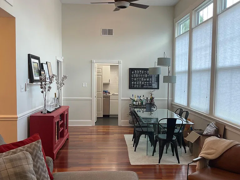 4716 Annunciation St #1E — Photo 5