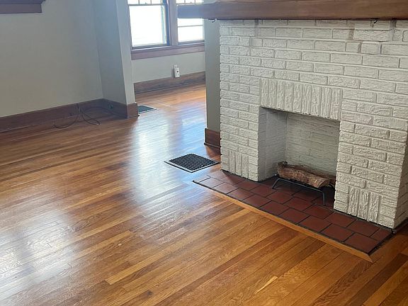 2nd image of 333 Triangle Ave