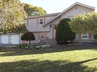 81 Setian Ln, West Warwick, RI 02893