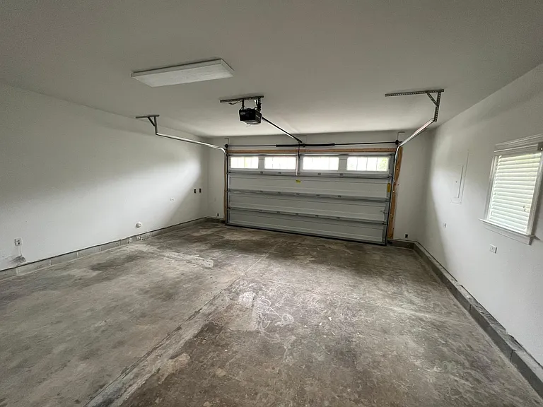4181 Archstone Dr — Photo 30