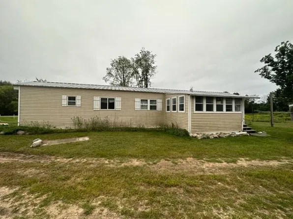 13549 S Wisner Ave, Grant, MI 49327
