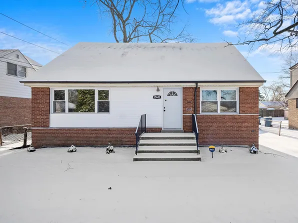 15601 Rose Dr, South Holland, IL 60473
