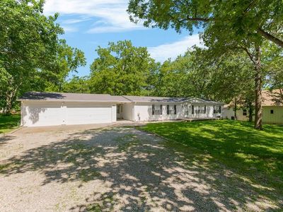 81 Enchanted Ln, Linn Valley, KS, 66040