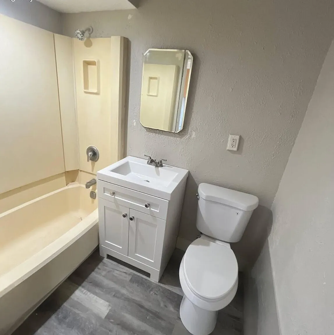 2109 Washington Ave — Photo 4