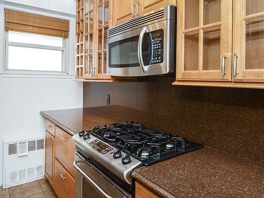 Sold by Robert E. Hill  | media 12