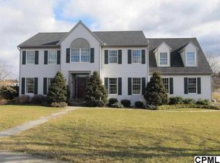 46 S Pin Oak Dr, Boiling Springs, PA 17007