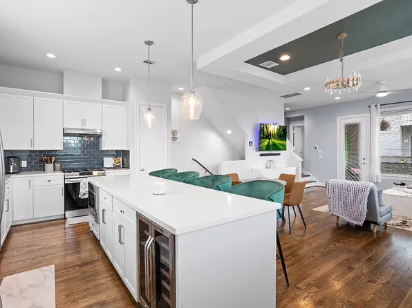 2721 Eado Grove Ln, Houston, TX 77003